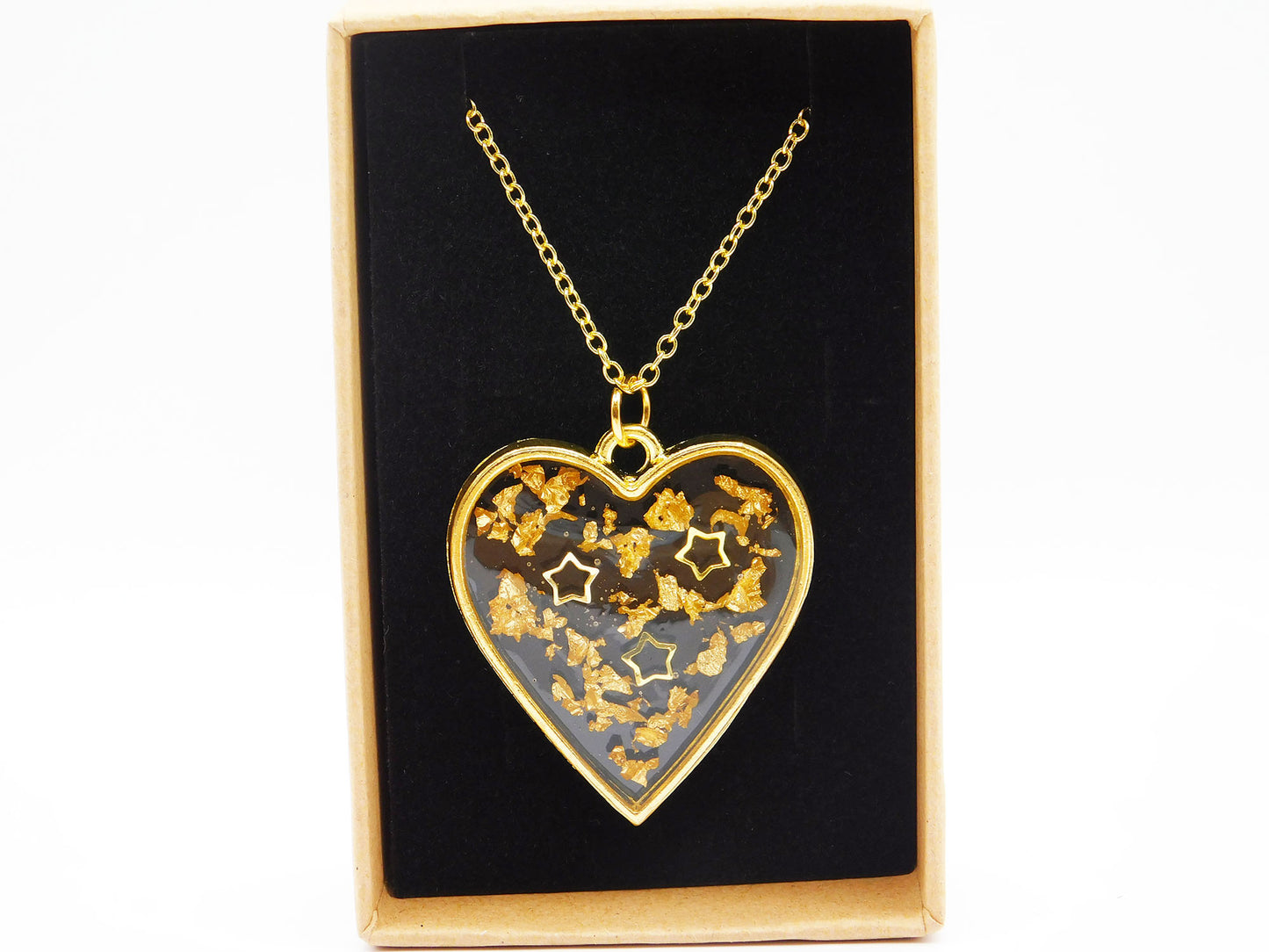 Pendentifs en cadre ouvert avec chaîne