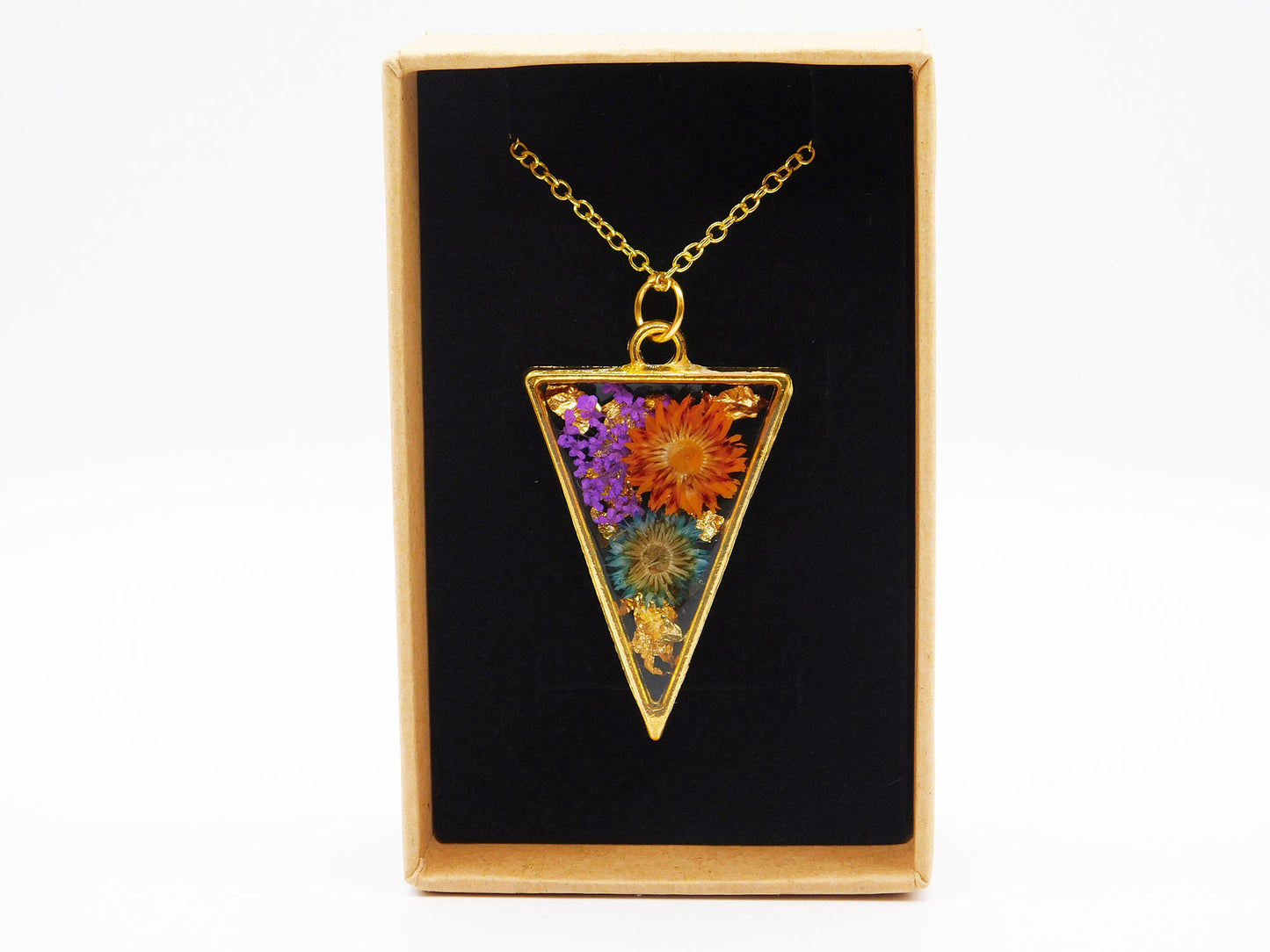 Pendentifs en cadre ouvert avec chaîne